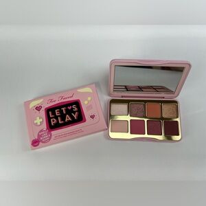 Too Faced
Let’s Play Mini Eyeshadow Palette